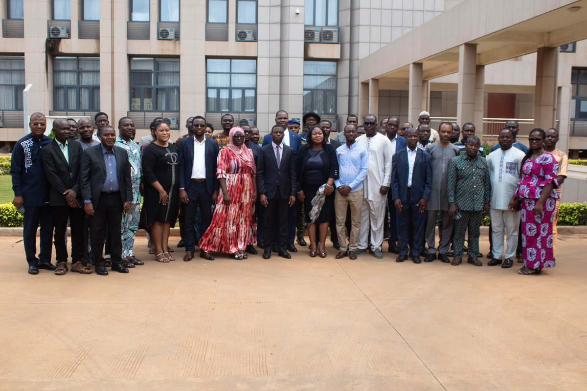 AgricultureTg (@agriculturetg) on Twitter photo Le <a href="/FSRP/">FS RP</a> TOGO a organisé sa validation technique des résultats de l’analyse des données traitées du @SCORECARD
agriculture.gouv.tg/le-fsrp-togo-a…
<a href="/AKADEMIYA2063/">AKADEMIYA2063</a>
<a href="/FsrpWa/">FSRP</a>
<a href="/BM_Afrique/">Banque mondiale AFR</a>
<a href="/ARAA_CEDEAO/">ARAA-CEDEAO</a> Le <a href="/FSRP/">FS RP</a> TOGO a organisé sa validation technique des résultats de l’analyse des données traitées du @SCORECARD
agriculture.gouv.tg/le-fsrp-togo-a…
<a href="/AKADEMIYA2063/">AKADEMIYA2063</a>
<a href="/FsrpWa/">FSRP</a>
<a href="/BM_Afrique/">Banque mondiale AFR</a>
<a href="/ARAA_CEDEAO/">ARAA-CEDEAO</a>