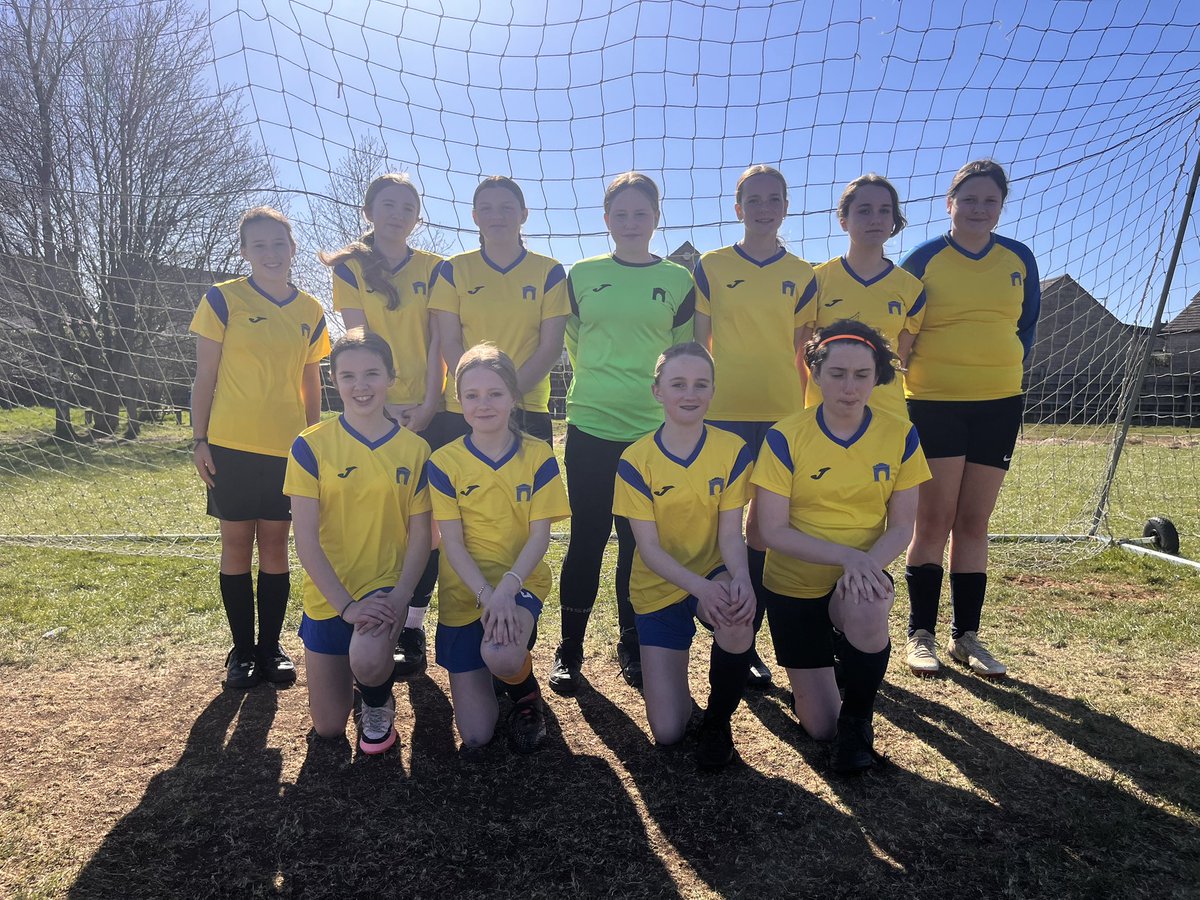 Last U13 football match for the girls tonight. An outstanding performance to cap off a great season Beth with 4 goals #ArchwayPride 💙💛