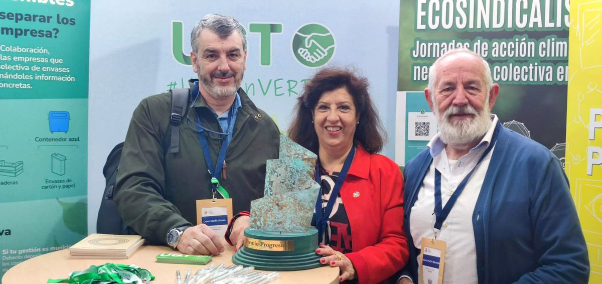 archivofudepa's tweet photo. El Premio Progreso en el stand de @UGT_Andalucia en el @WorldLEDForum #sevilla organizado por @FAMSI_Solidario #PremioProgreso
@SG_UGTAndalucia @UGTCadiz @ https://t.co/2lApDOHaBe