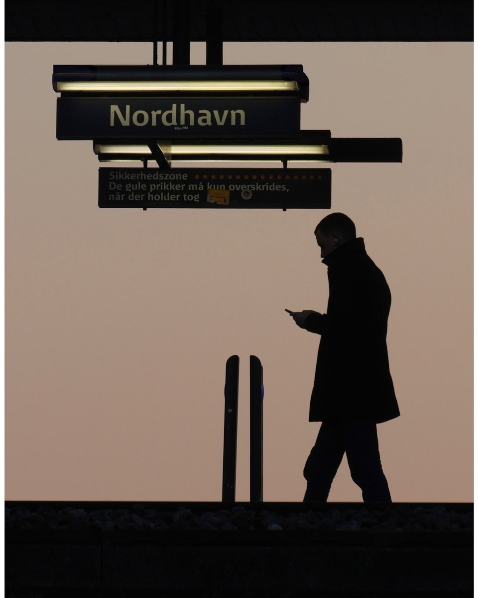 knut's tweet image. Checking. Photo taken at Nordhavn Station in Copenhagen last week.