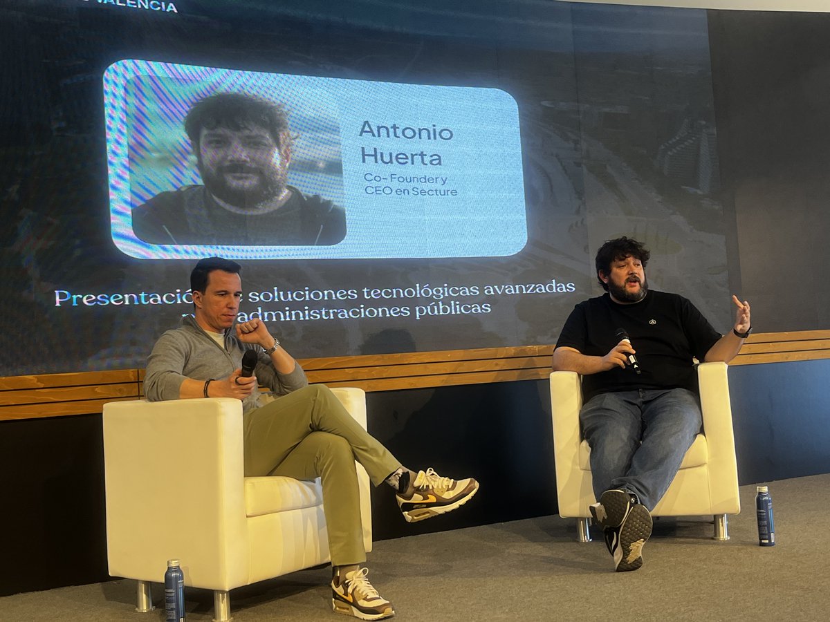 secture_com's tweet image. Esta tarde estamos debatiendo sobre innovación y colaboración tecnológica en la Administración Pública.
Hablamos de cómo las startups están ayudando a las administraciones a fortalecer su infraestructura y mejorar la protección de la información.
#CybersecurityStartupProgram