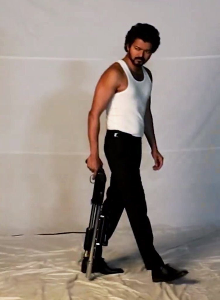 Devanayagam's tweet photo. @Nelsondilpkumar @actorvijay @sunpictures Thalapathy as Veera🫡👏🏻💫 lifetime stylish character! #3YearsofBeast https://t.co/ynJEAyLOOC