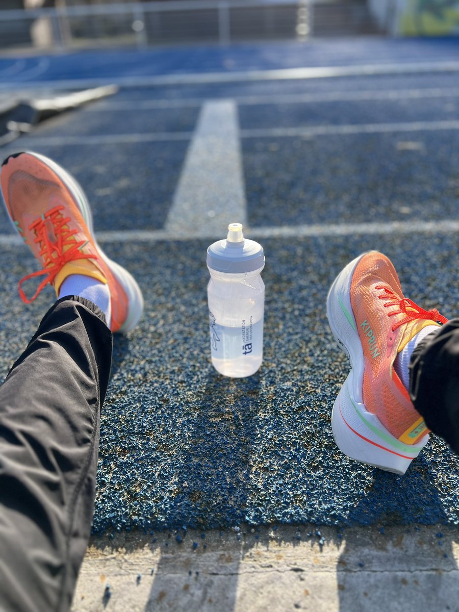 GeekircBlog's tweet image. La journée s’achève !! Training sur piste avec le vent 💨 🤪🤪🤪