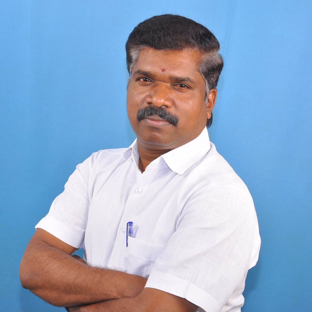 kovairavi's tweet photo. #NewProfilePic https://t.co/uTeTg1pVwJ