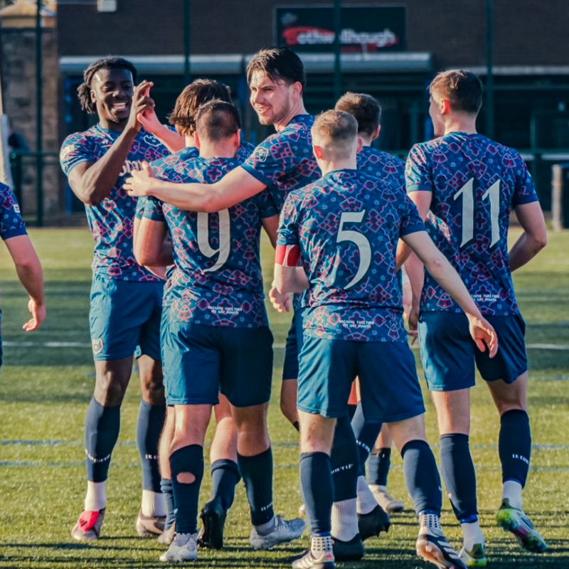 FOS's tweet photo. Soccer ownership has become a celebrity playground for stars like Ryan Reynolds, Rob McElhenney, and Will Ferrell.

Small Scottish club Caledonian Braves F.C. is rewriting the playbook, raising $2.75M from 9,000 investors, including NBA and NWSL players.

Story by @BenHorney ⬇️