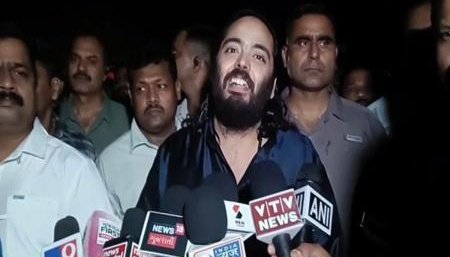 Amockx2022's tweet image. Anant Ambani PR of saving 250 chickens stand exposed.

Open the thread and have fun 🧵🔥

Vantara is just a teaser, watch the full movie. Meltdown Guaranteed 🥶