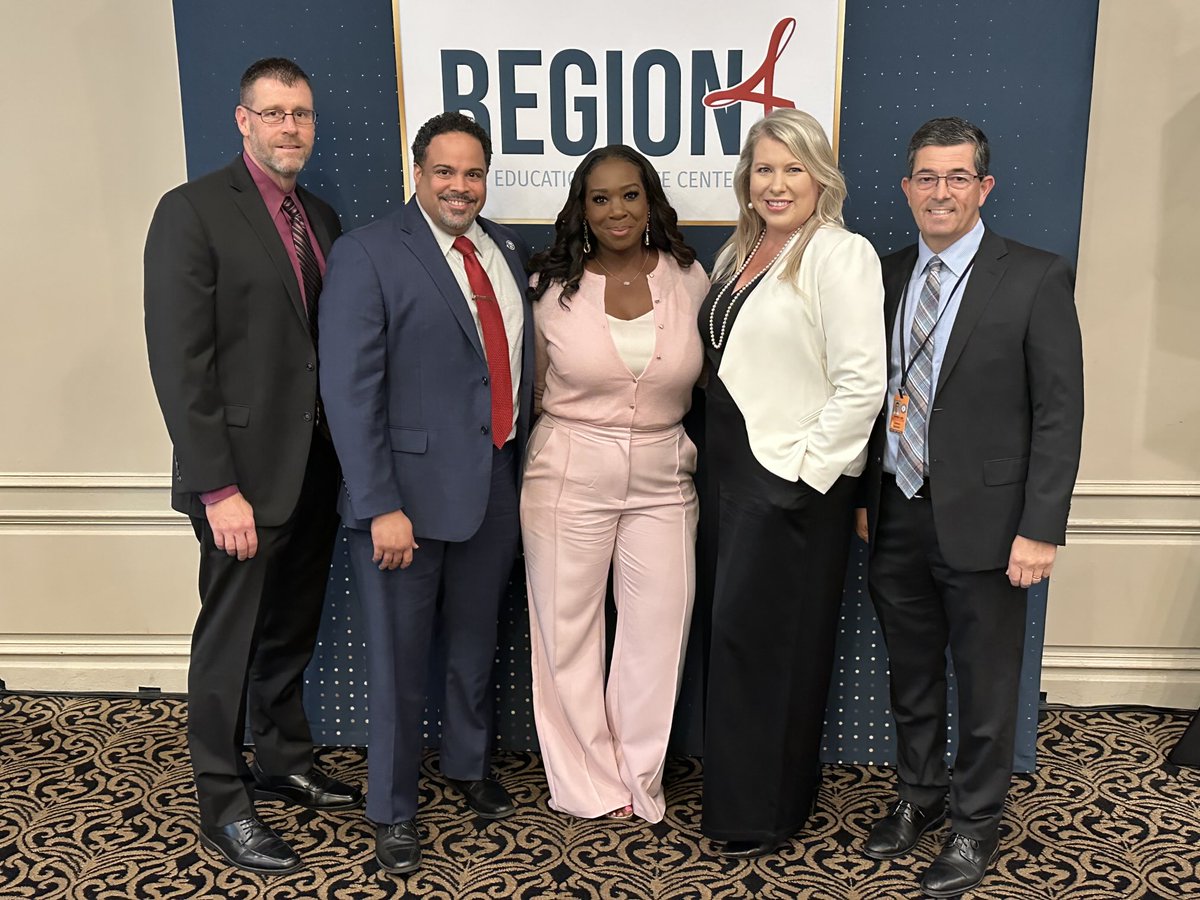 Donnie Bodron (@bodrondonnie) on Twitter photo Congratulations to the Humble ISD Region IV Elementary and Secondary Principals of the Year! Mr. Curl and Mrs. Bland you are awesome! <a href="/HumbleISD/">Humble ISD</a> <a href="/HumbleISD_KMS/">Kingwood Middle</a> Congratulations to the Humble ISD Region IV Elementary and Secondary Principals of the Year! Mr. Curl and Mrs. Bland you are awesome! <a href="/HumbleISD/">Humble ISD</a> <a href="/HumbleISD_KMS/">Kingwood Middle</a>