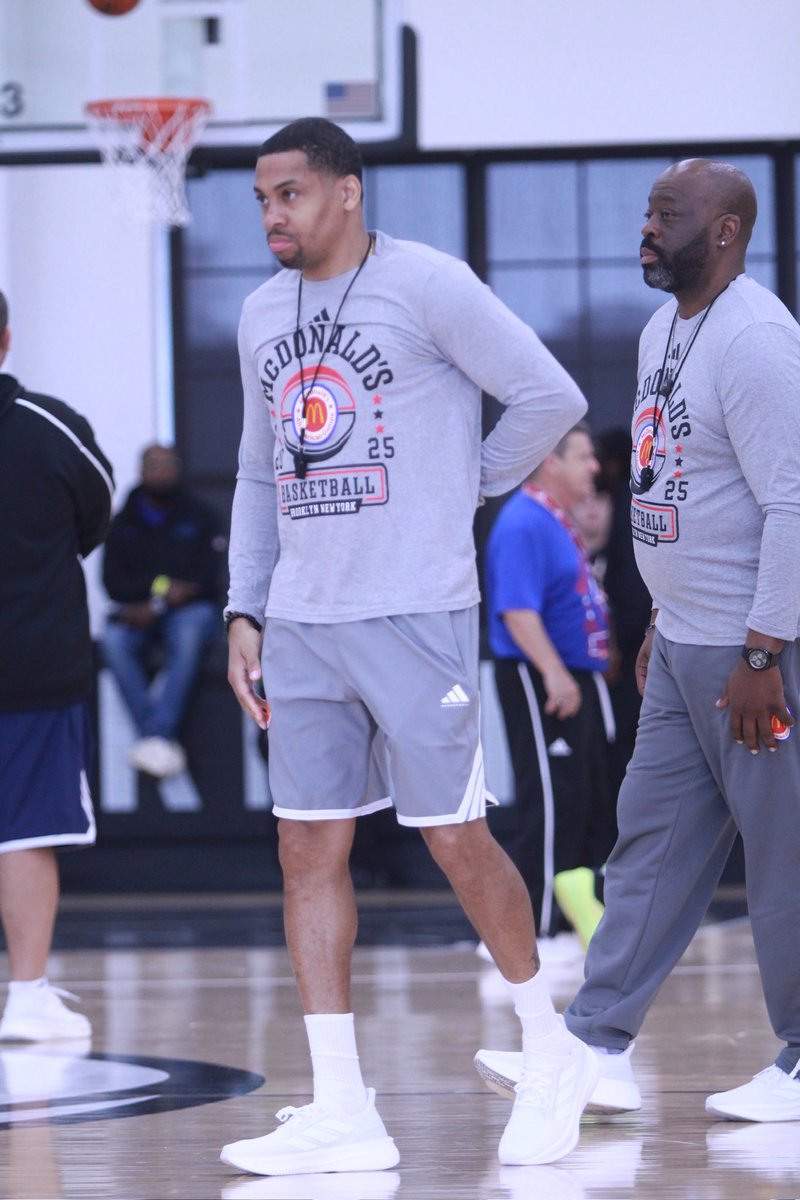 Dave's Joint (@daves_joint) on Twitter photo This yearās <a href="/McDAAG/">McDonald's All American Games</a> may not have a player representing the city or state, but it does have a coach.
That coach is none other than <a href="/G_erv3/">Gary Ervin</a>, a native of South Brooklyn, who is also the head coach at <a href="/NazarethRHS/">Nazareth Regional HS</a> in East Flatbush, Brooklyn.
For those that may not of him as a This yearās <a href="/McDAAG/">McDonald's All American Games</a> may not have a player representing the city or state, but it does have a coach.
That coach is none other than <a href="/G_erv3/">Gary Ervin</a>, a native of South Brooklyn, who is also the head coach at <a href="/NazarethRHS/">Nazareth Regional HS</a> in East Flatbush, Brooklyn.
For those that may not of him as a