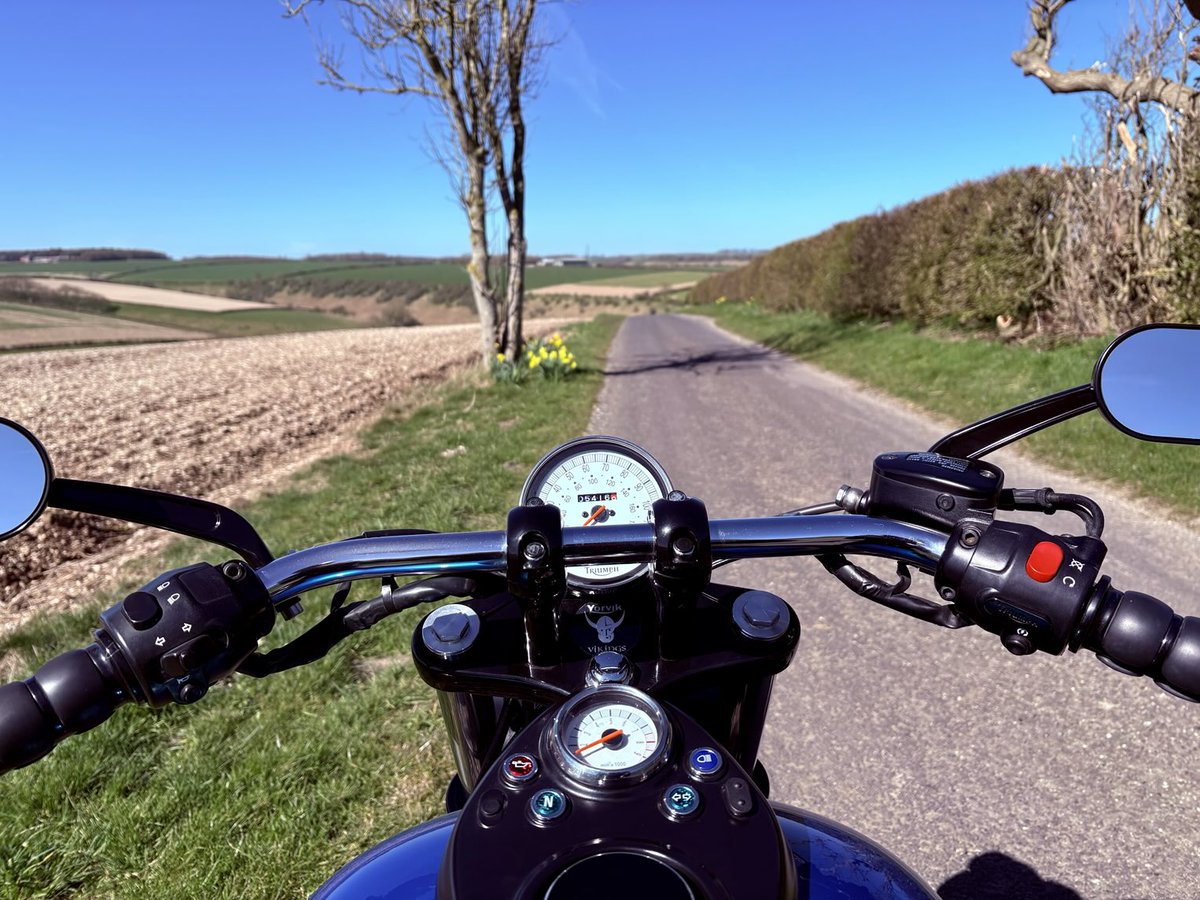 YorvikTriumph's tweet photo. Life behind bars! https://t.co/qcPvTUkNfg