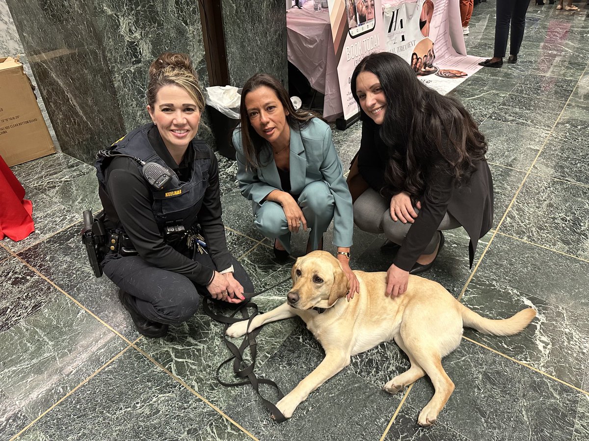 PBA of NYS (@pbanystate) on Twitter photo .<a href="/suny_cortland/">SUNY Cortland</a> Therapy Dog .@K9Meekah and their handler, Investigator Keelhar, spent some time today at the Capitol with <a href="/NYSSenatorMRM/">Senator Monica R. Martinez</a> and @NYSSenator_JSS.
#NYSUniversityPD #SUNY .<a href="/suny_cortland/">SUNY Cortland</a> Therapy Dog .@K9Meekah and their handler, Investigator Keelhar, spent some time today at the Capitol with <a href="/NYSSenatorMRM/">Senator Monica R. Martinez</a> and @NYSSenator_JSS.
#NYSUniversityPD #SUNY