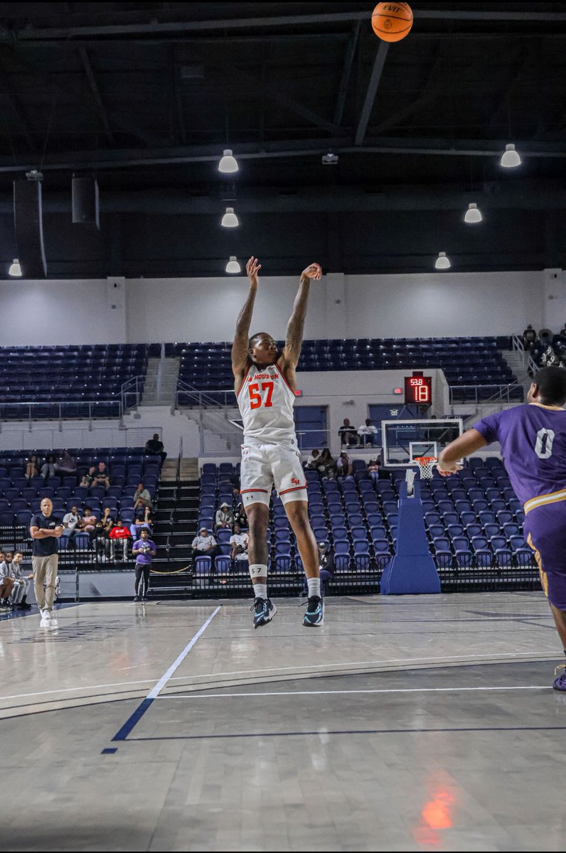 Josiah Hammons guard from Sam Houston State has heard from the following schools since entering the portal:

Appalachian State 
Albany
Bethune Cookman 
Ball State 
Chicago State 
Liberty
Southeastern Louisiana
Louisiana Monroe
UIC
Wyoming
+More