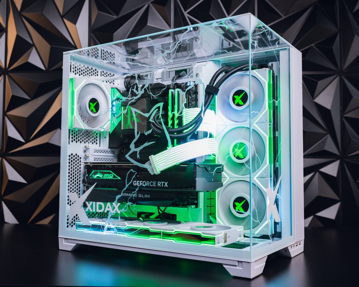 xidaxpcs's tweet image. We built this absolute unit for @moxsy.
Custom, clean, and ready to dominate.
💬 What would you add to your dream build?

#Xidax #BuiltForBattle #CustomPC