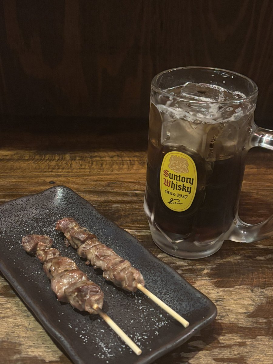 yakitori39_'s tweet photo. こんばんわ！やきとりさんきゅう白楽店です✌️ 今日はリニューアルした砂肝！外は香ばしく、中はジューシー。噛めば噛むほど旨みがあふれ出す、このコリコリ食感がたまらない！ハイボールと合わせたら最高の相棒です✨白楽店で、ぜひアツアツの焼きたてを召し上がれ❤️❤️❤️
#やきとりさんきゅう白楽店 https://t.co/m4lCdiSbdm
