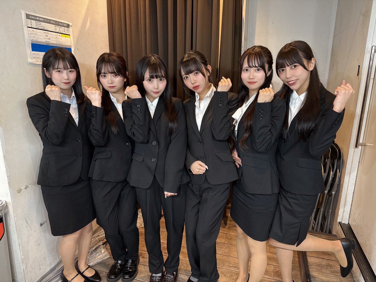㊗️ 2025年度 新入社員入社式終了 ㊗️ 今日だけOLになっちゃいました
