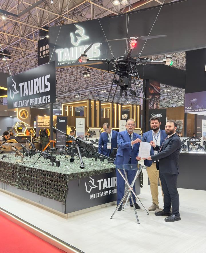 DefenseLrca's tweet photo. Taurus revela MoU para aquisição de empresa turca, portfólio militar, novos lançamentos e bonificação aos acionistas
#TaurusArmas #TaurusUSA #TaurusIndia #TaurusTurquia #tasa4 #aquisição #Mertsav #MoU #PortfolioMilitar
https://t.co/wZcsTHYRFM https://t.co/b4JGCLO1de