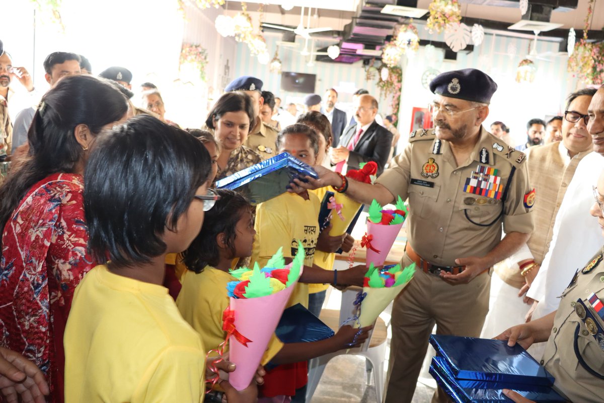 CP Noida tweet media