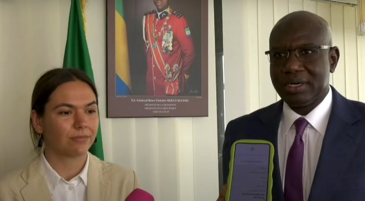 📅 <a href="/UNODC_WCAfrica/">UNODC West & Central Africa🇺🇳</a> a été reçu par S.E.M. Michel Régis ONANGA M. NDIAYE, Ministre des Affaires étrangères du Gabon, pour discuter des priorités communes et présenter notre projet de recherche sur le #trafic de produits médicaux 💊 dans la zone CEMAC 🌍📚

Avec le soutien de l'UE🙏