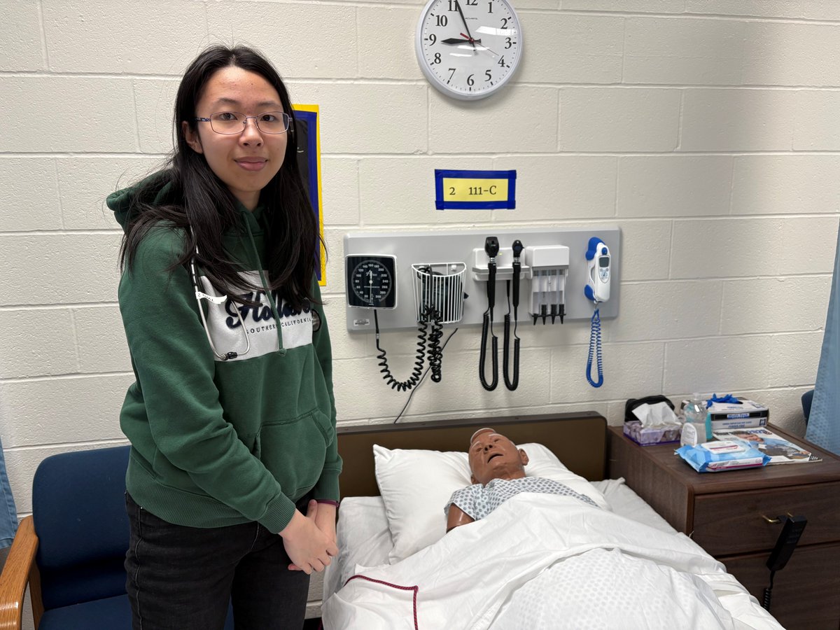 SweetHomeCSD's tweet photo. Two Sweet Home Seniors, Zehra Muhsini & Shu Yao Yang, won 1st place at the Skills USA Regional Competition at @AlfredU! 🏆👏 Competing in Health & Careers, they stood out among 900+ students. #SPGoal1 #SPGoal2 #wearesweethome
🔗 Learn more: https://t.co/xFfe33bues https://t.co/5hTUEEeEdh