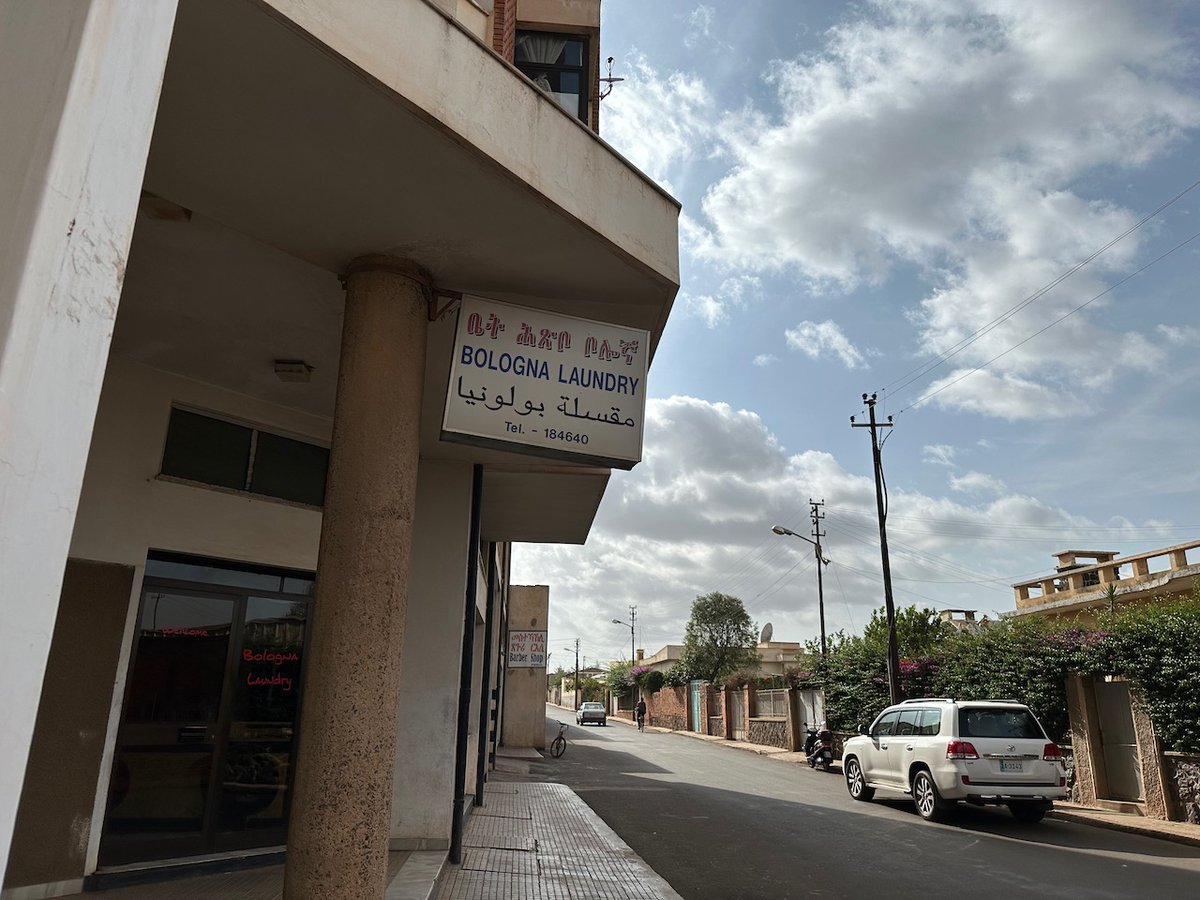 EritreaLive's tweet photo. #Bologna and #Eritrea, love at first sight.
From the 1974 Congress, during the struggle, to the liberation of #Asmara in 1991, the city welcomed the diaspora supporting their comrades.
And Eritrea has never forgotten. That’s why Bologna is the name of streets, shops, restaurants, hotels…