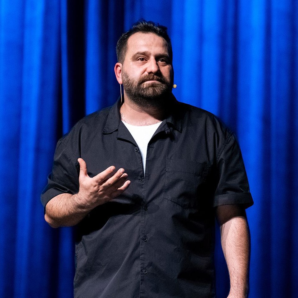 CHP’li Avcılar Belediyesi'nin ardından, Bodrum Belediyesi de Gökhan Ünver'in gösterisini iptal etmiş !

Ak Parti Belediyelerine çağrımızdır. 

Gökhan Ünver’e destek amaçlı gösteri programı düzenlenmelidir !