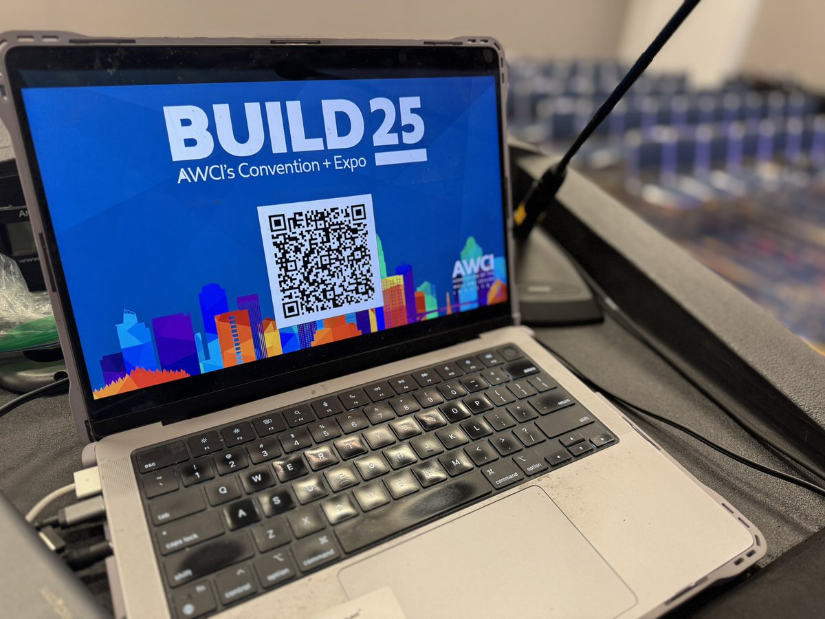 sspencerthomas's tweet photo. Tech check for my presentation this morning at @AWCI_INFO Association of the Wall and Ceiling Industry #AWCI #BUILD25 convention in Charlotte. Thx @riskleadership Cal Beyer for leadership on #construction #mentalhealth #suicideprevention #overdoseprevention & #addictionrecovery https://t.co/ramDDTvaXi