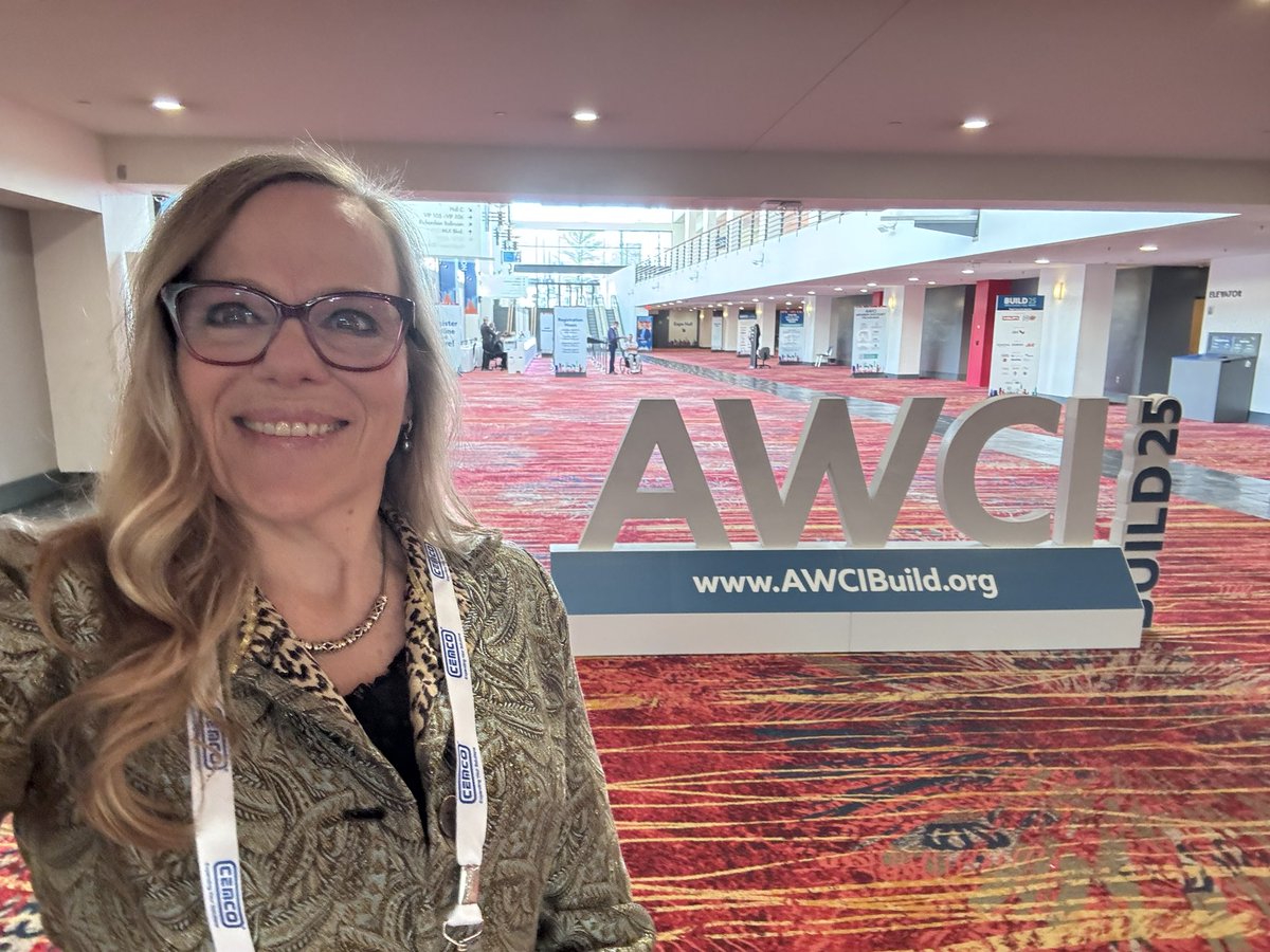 sspencerthomas's tweet photo. Tech check for my presentation this morning at @AWCI_INFO Association of the Wall and Ceiling Industry #AWCI #BUILD25 convention in Charlotte. Thx @riskleadership Cal Beyer for leadership on #construction #mentalhealth #suicideprevention #overdoseprevention & #addictionrecovery https://t.co/ramDDTvaXi