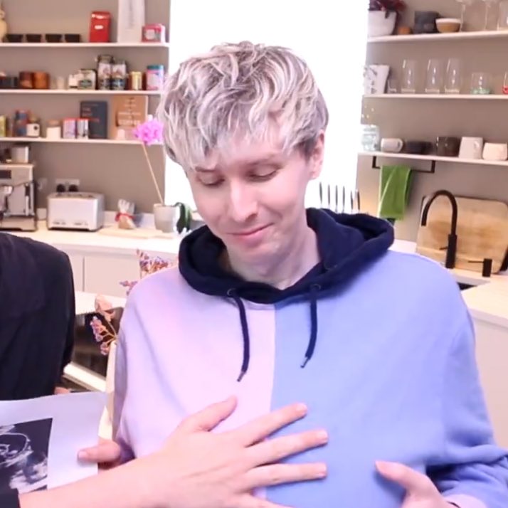 theamazingphil's tweet image. beautiful radiant mother