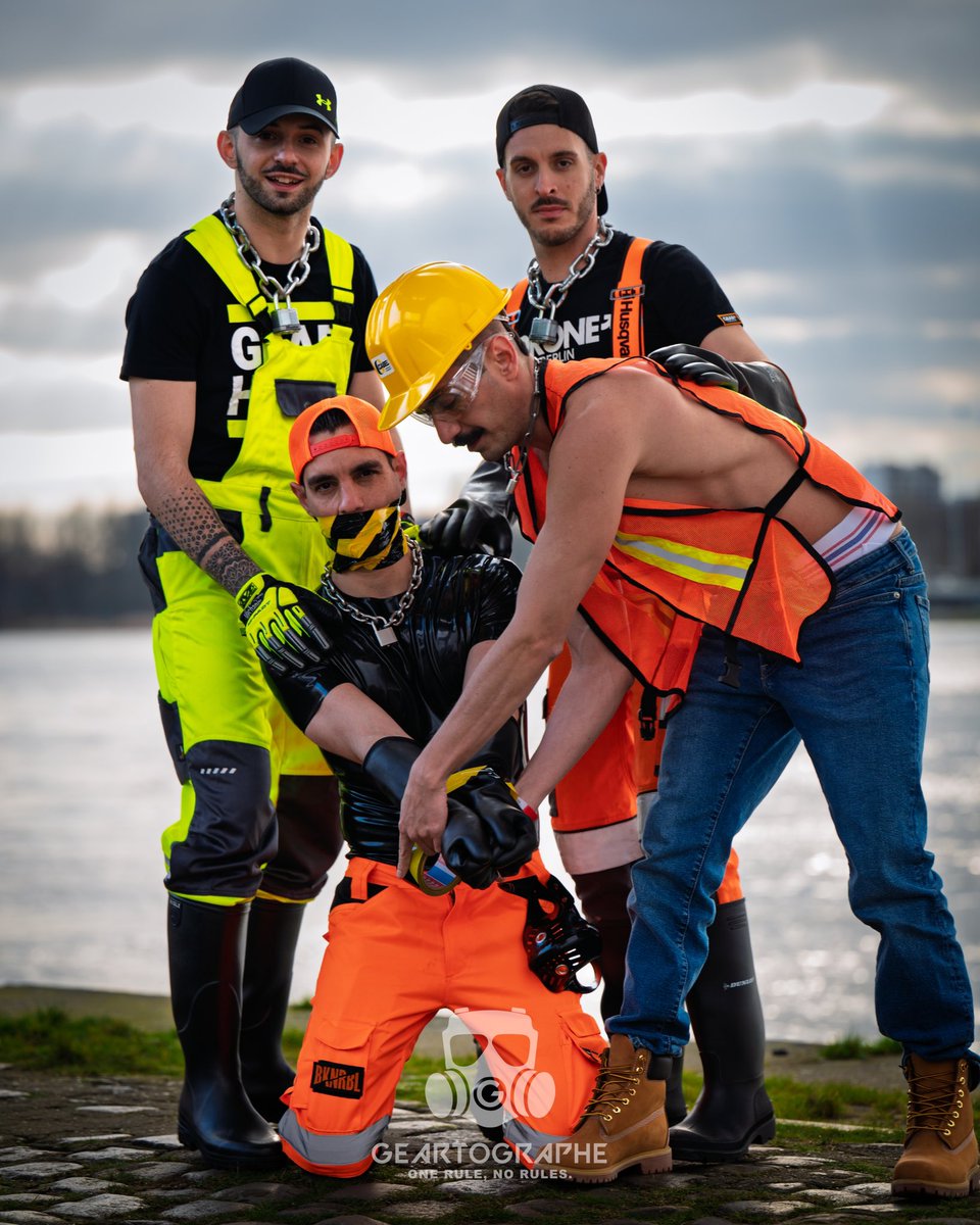 Broken Rebel (@broken_rebel_) on Twitter photo HiVis Kidnapping 2.0 with <a href="/Sly_volpe/">🦊Sly_volpe🐾21K</a> & <a href="/Tyrio93/">Tyrio</a>
📸 <a href="/Rubberbond75/">The Geartographe : Rubberbond Paris</a> HiVis Kidnapping 2.0 with <a href="/Sly_volpe/">🦊Sly_volpe🐾21K</a> & <a href="/Tyrio93/">Tyrio</a>
📸 <a href="/Rubberbond75/">The Geartographe : Rubberbond Paris</a>