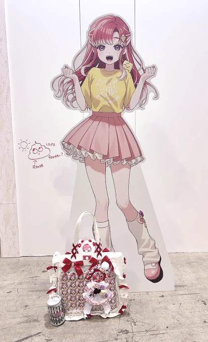 ベリーちゃん素敵企画ありがとうベリーちゃんの痛バを組んで、初期衣装イメージでオーダーしたロゼットを付けてました(一枚目下は一緒に行った友人と撮ったよ)似合うぱぺ服見つけたりセルフネイルしたり準備から当日までずっと楽しかった #ベリたんにじフェス推し活調査 #さおとメール 