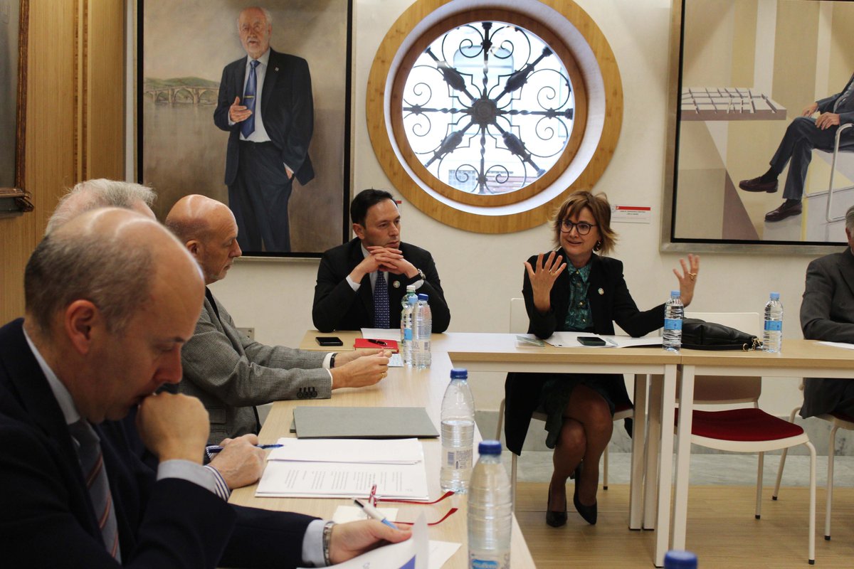 🌳Murarte Global se acaba de incorporar a la AEC a través de su filial Innovación Murarte. La adhesión se ha formalizado con la firma de un acuerdo entre Diego Delgado, CEO de la empresa, y nuestro Presidente, Juan Francisco Lazcano. 

ℹ️ aecarretera.com/sala-de-prensa…

#SomosAEC