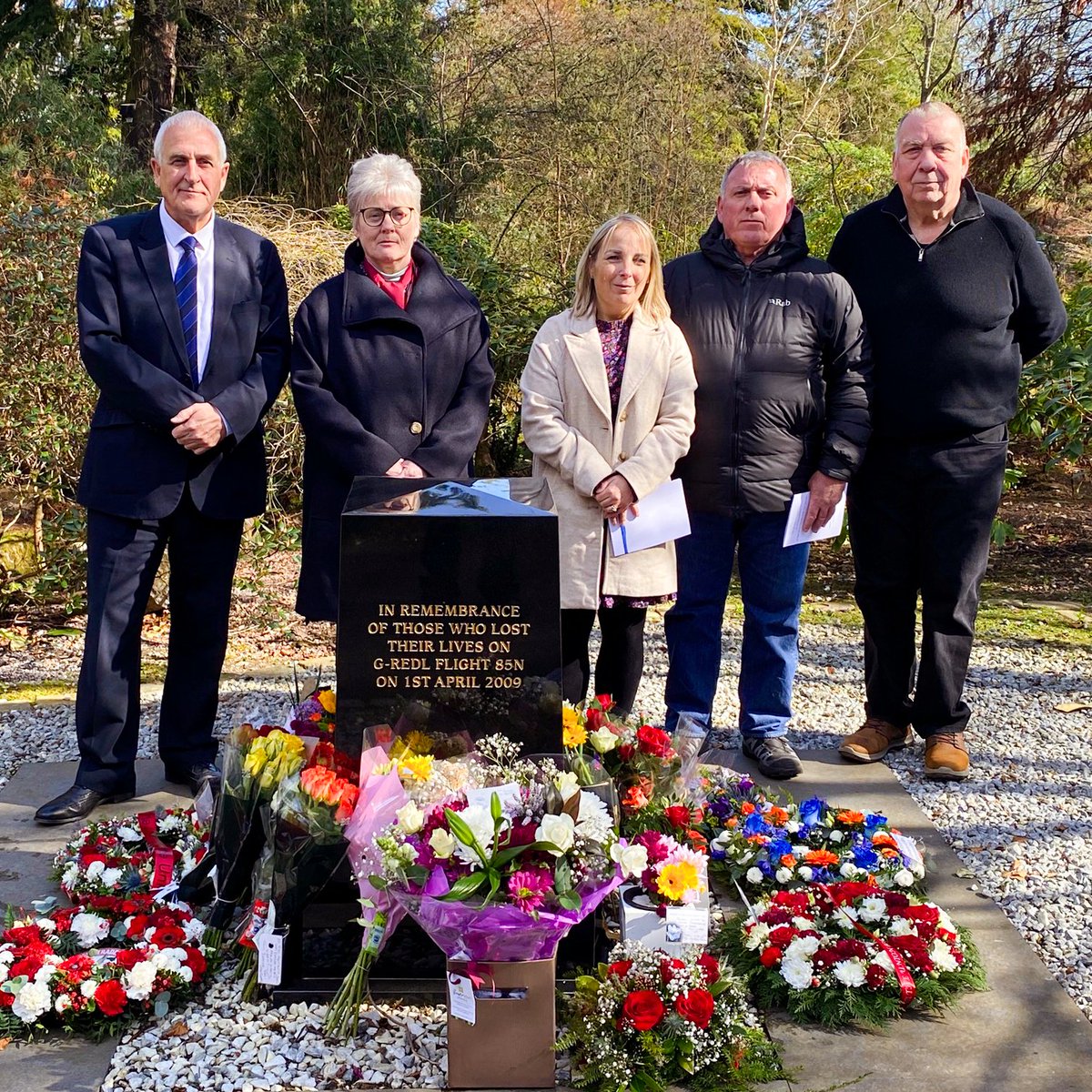 Regional Officers Issy Sutherland and Paula Buchan, offshore Unite reps Phil Munro - Bilfinger offshore branch &amp; Graeme NcNeish - COTA offshore branch to pay their respects to those lost on Flight 85N.
Our thoughts are with their families and friends, we will never forget them.