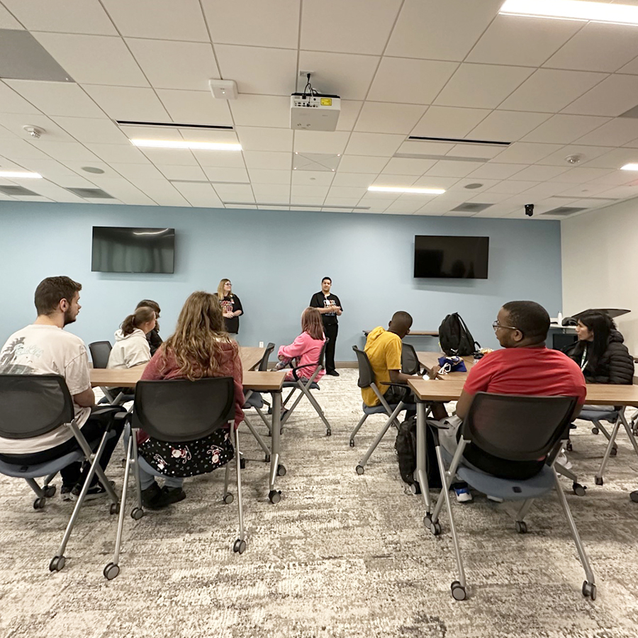 Abletrust's tweet photo. Lake County #FloridaHSHT students recently learned about internship opportunities at South Lake Hospital. The tour was led by High School High Tech alumnus Darwin, now in his first year of the internship! https://t.co/QebdxJNb5D #HSHT30 https://t.co/Uds9KBnOop
