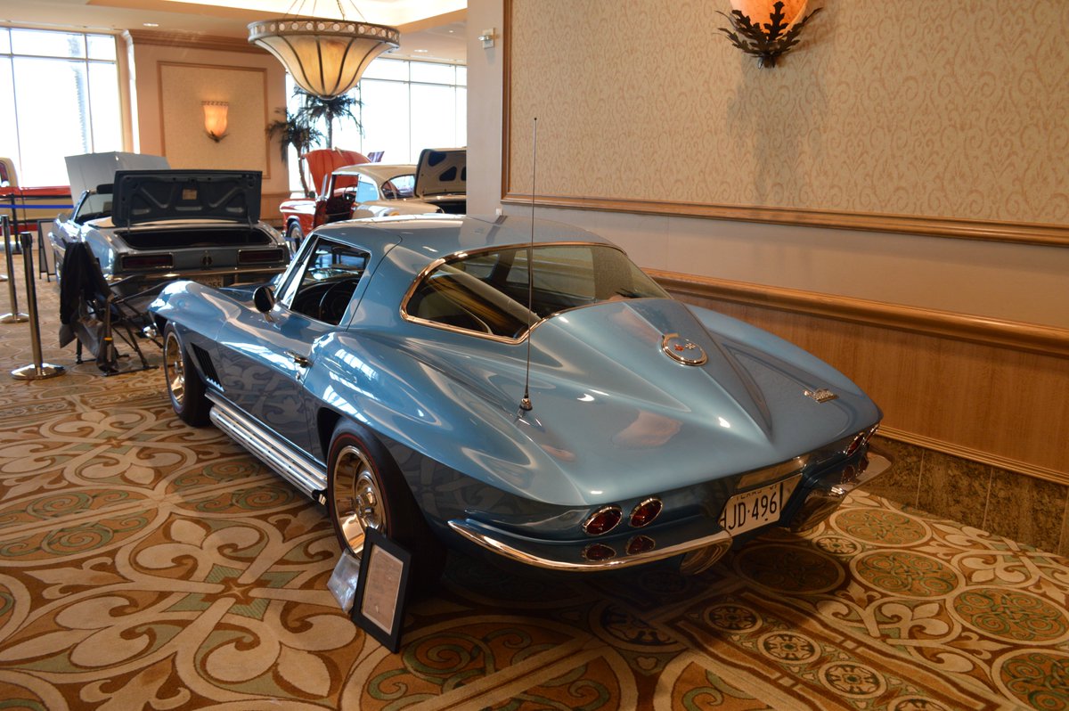 CorvetteChevyEx's tweet photo. Taillight Tuesday!
There’s just something about a Corvette rear view. 💯
These taillights turn heads every time. 😎
#TaillightTuesday #Corvette #CorvetteChevyExpo #VetteVues #GalvestonTexas #CorvetteLifestyle #VetteVues https://t.co/ORwasVxKbs