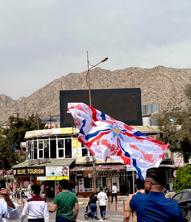 ISLAMIC AXE ATTACK IN IRAQ AS ASSYRIANS CELEBRATE 6775 YEARS OF AKITU

Today, an ancient Christian community celebrates Akitu, the Assyrian New Year. 

The Assyrians descend from ancient Assyrians and are one of the first converts to Christianity.

They are one of the final