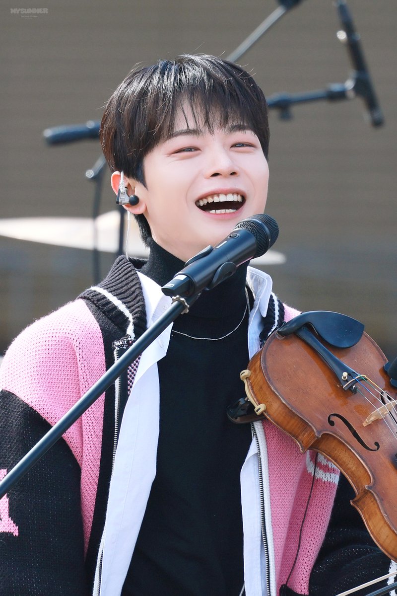 ♡ 𝙨𝙪𝙢𝙢𝙚𝙧 ♡ tweet media