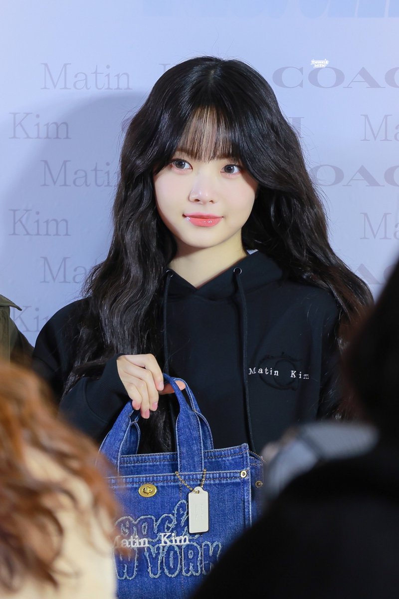 𝖳𝖶𝖨𝖭𝖪𝖫𝖤 𝖶𝖨𝖳𝖧 tweet media