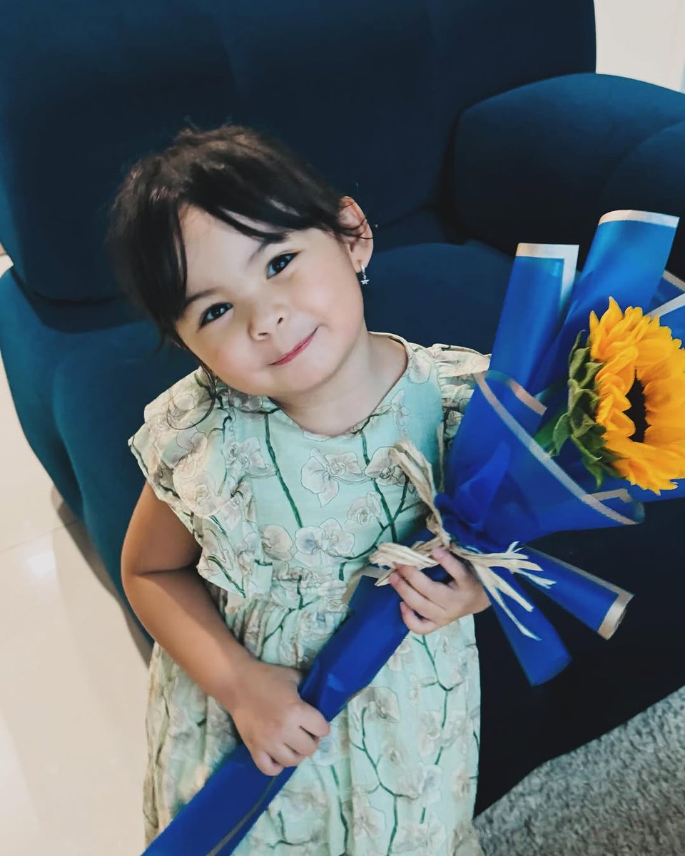 sunnyML22's tweet photo. It's Felize's birth month 🌻

Praying that the "A" in April will be Abundance, Acceptance, Alignment, and Answered prayers 🍀🙏🏼 https://t.co/e5Y7XS0oTa