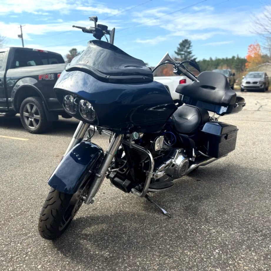 Route77Motors's tweet photo. Check out this stunning 2012 Harley-Davidson FLTRX103, loaded with power and ready to own the open road. Don't let this summer pass without your dream bike! ✨

Take this Harley Davidson on a test drive today!
https://t.co/t8fdgrzv8q
.
.
.
#route77motors https://t.co/T8JE8rYauZ
