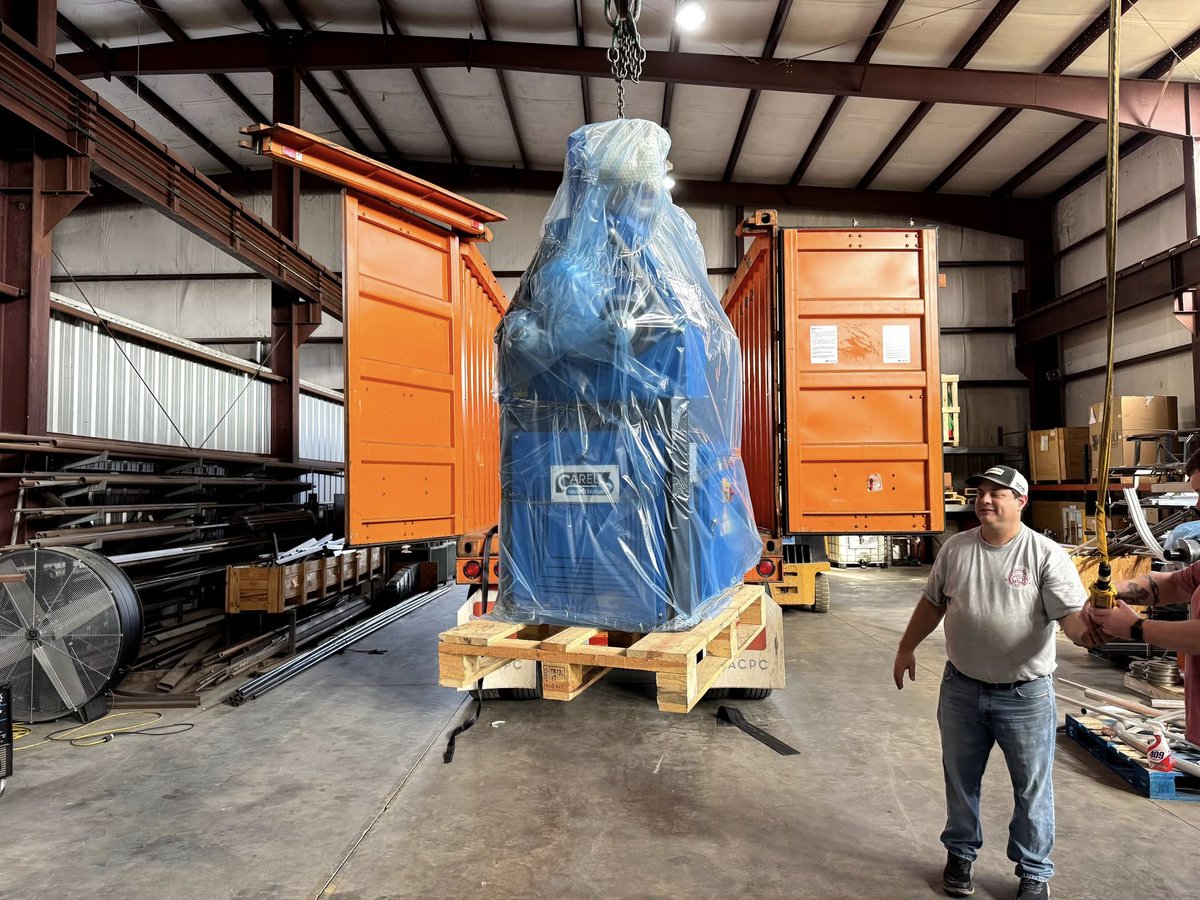 carelltech's tweet image. All New Machines for 2025 arriving! Call for details! 251-937-0947 or online @ CarellCorp.com

#metalbendingmachines
#PlateRolling
#sectionbending
#cncrollbenders
#rollbenders
#metalfabrication
#fabrication
#bendingmachines
#metalshop
#IndustrialSolutions