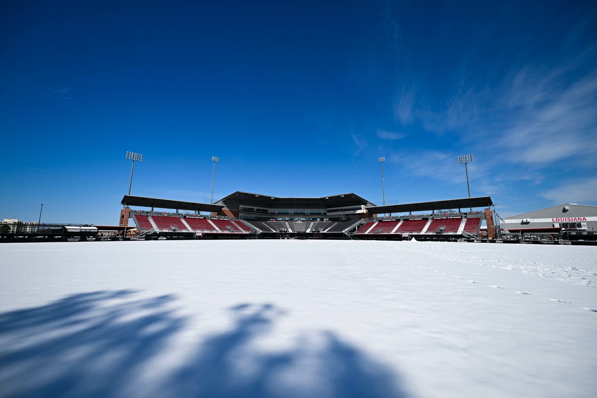Due to the unforeseen overnight heavy snow, tonight’s game against Northwestern State, has been canceled. Stay safe Lafayette.

#GeauxCajuns