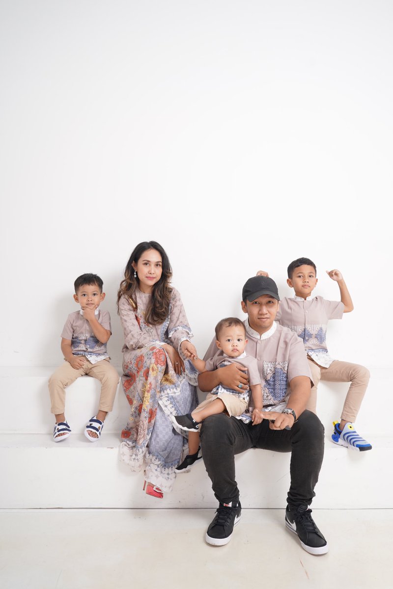 Minal Aidzin Walfaidzin maafkan lahir dan bathin 😇🙏🏻