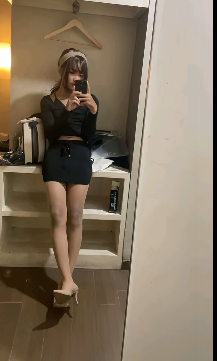 fellyys tweet media