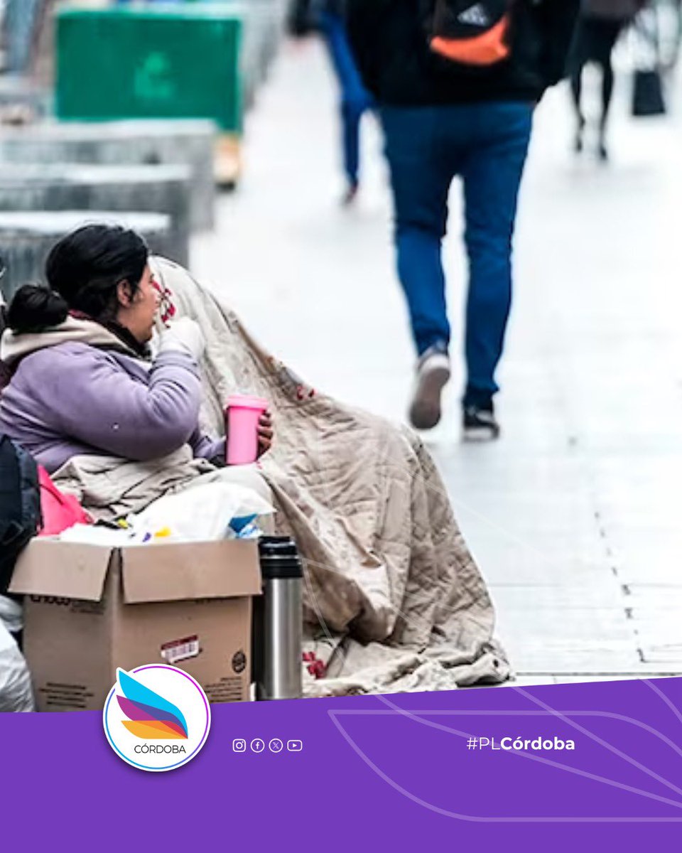 PLibertarioCba's tweet photo. 🧐 Dentro de ese conjunto, 138.199 son #Indigentes 😯 A los primeros, sus ingresos no les permite comprar lo básico para sostener un hogar 😕 A los segundos, lo que ganan ni siquiera les alcanza para alimentarse con una dieta medianamente equilibrada https://t.co/XCvmSnqyaH