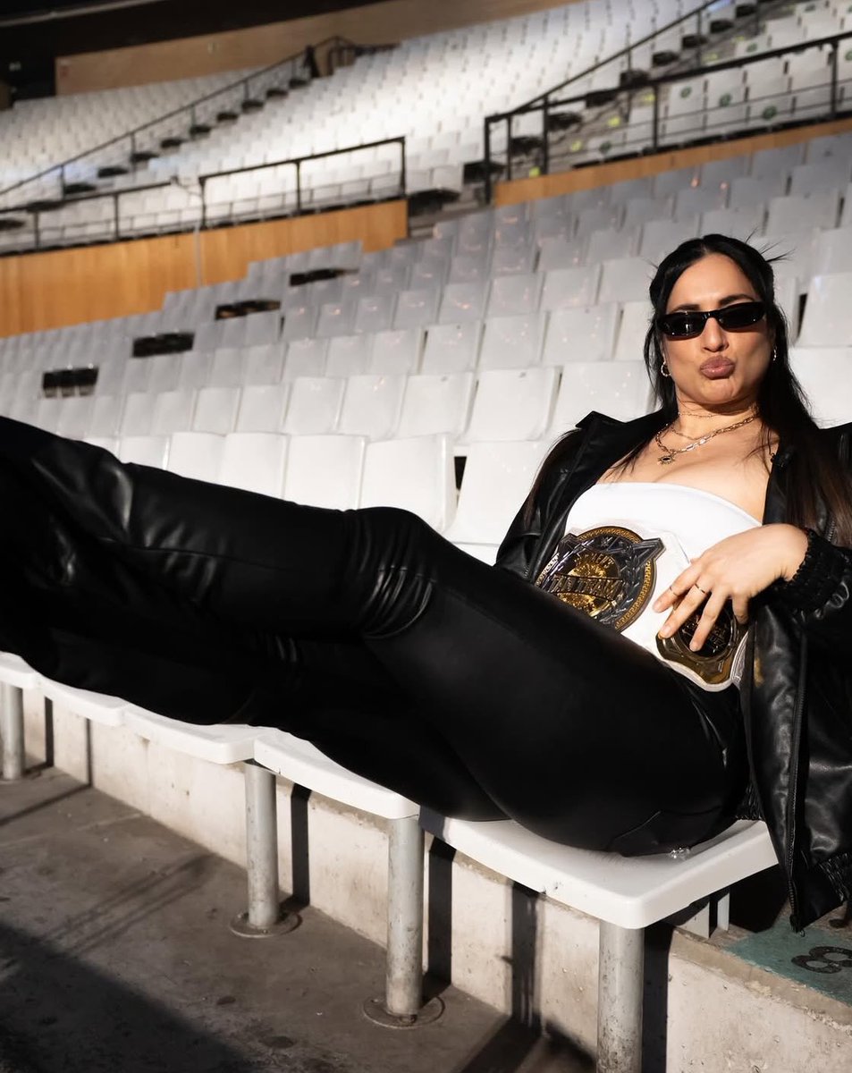 Cheers to an UNBELIEVABLE tour 🥂