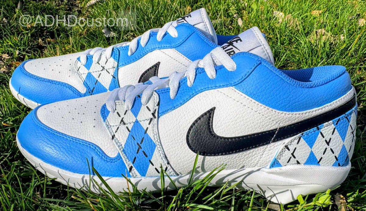 adhdcustom's tweet photo. Extremely grateful to have had the opportunity to customize a pair of baseball cleats for 2024 - 1st round draft pick for the @Orioles and @GoHeels standout Vance Honeycutt #blessed #baseball #mlb #nike #art https://t.co/EKz8LAAfbt