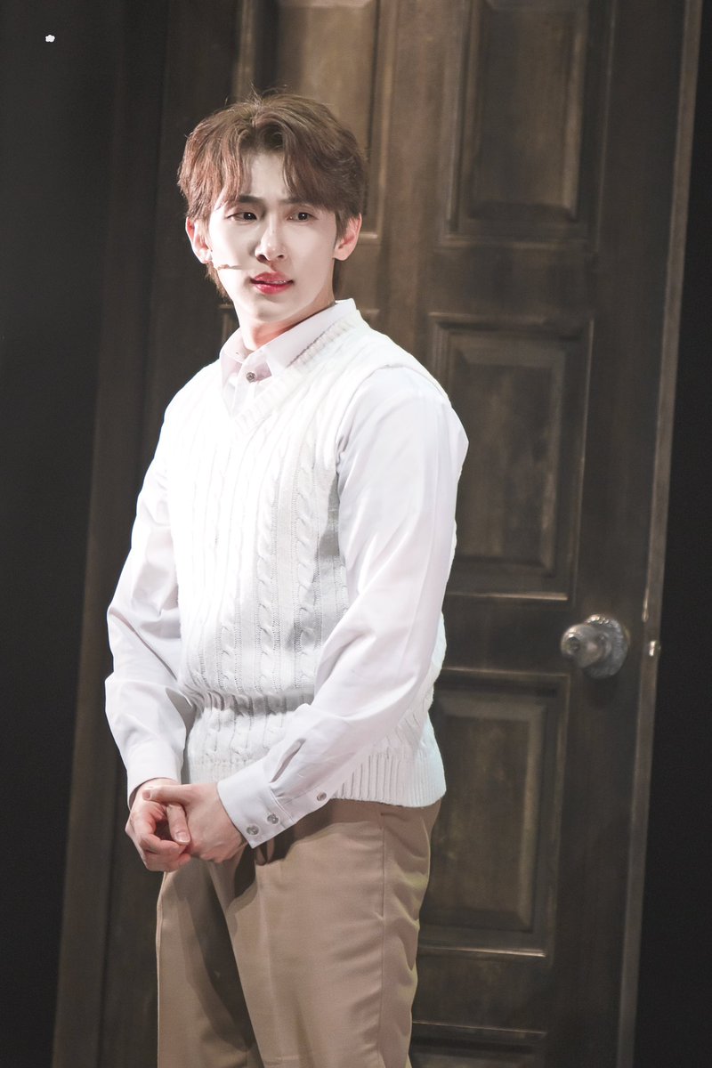 레몽 ◡̈ tweet media