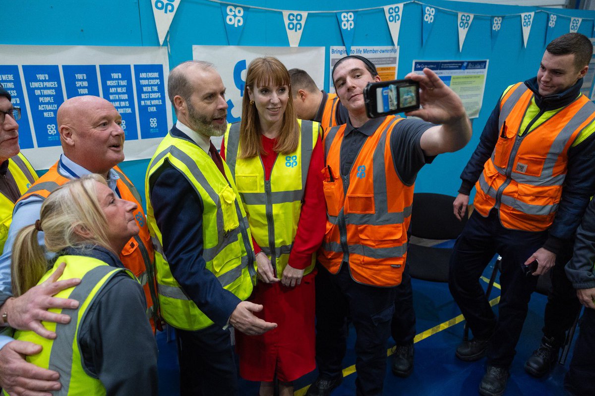 Angela Rayner tweet media