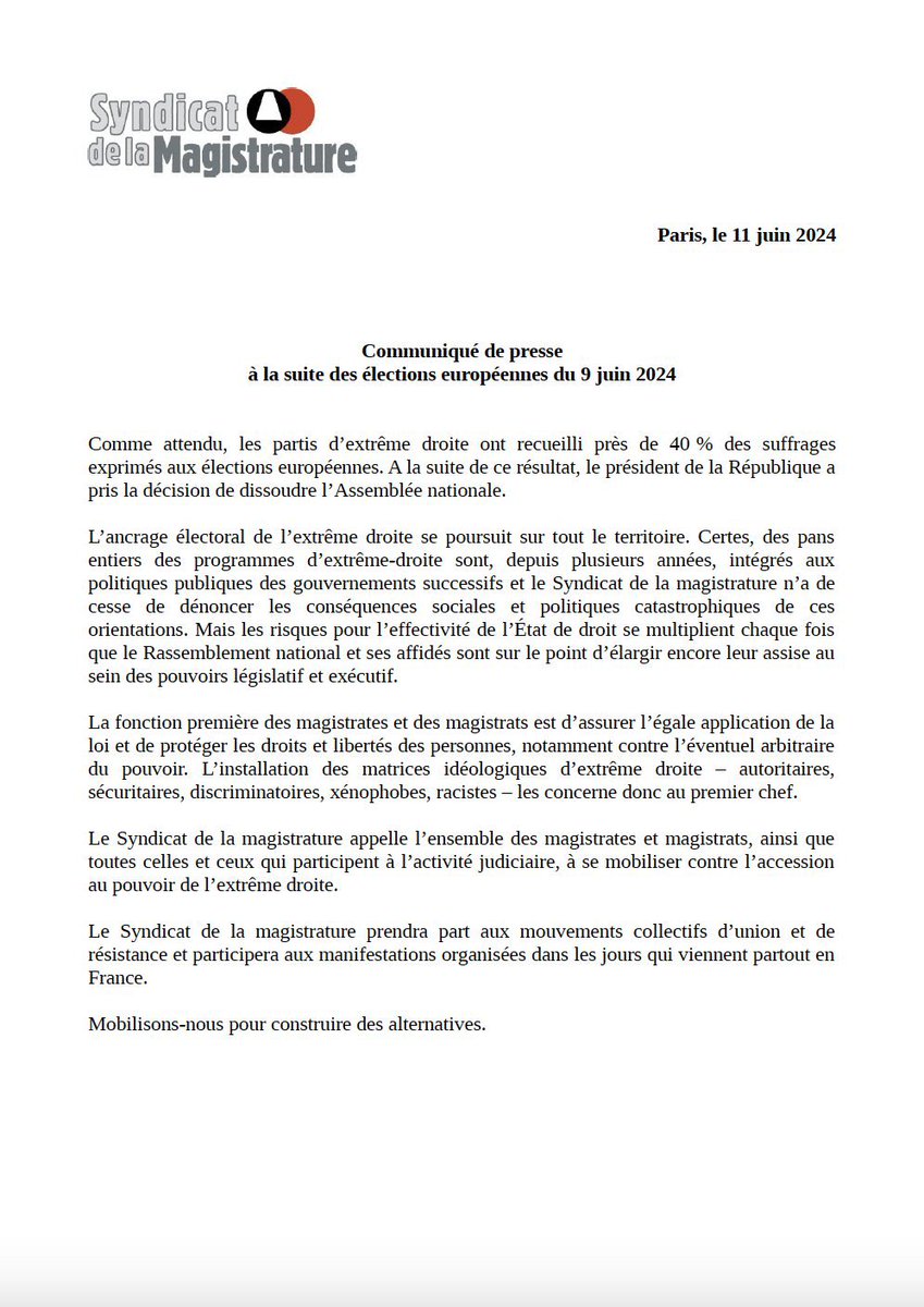 FEncel3's tweet photo. @CNBarreaux Attendez le syndicat de la magistrature est indépendant 😏😏 vous ne vous foutez pas de notre gueule par hasard 😏 https://t.co/xvQrUku4P7