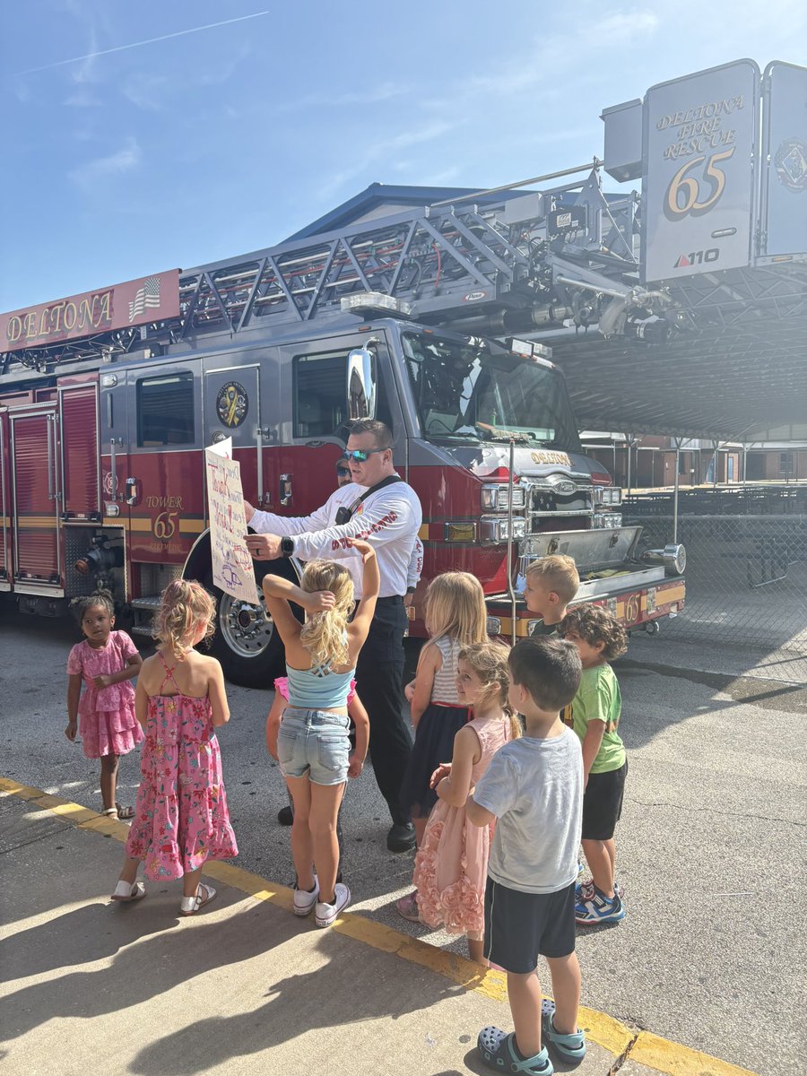 Thank you so much <a href="/DeltonaFire/">Deltona Fire Rescue</a> for an amazing Fire Safety presentation! 😊