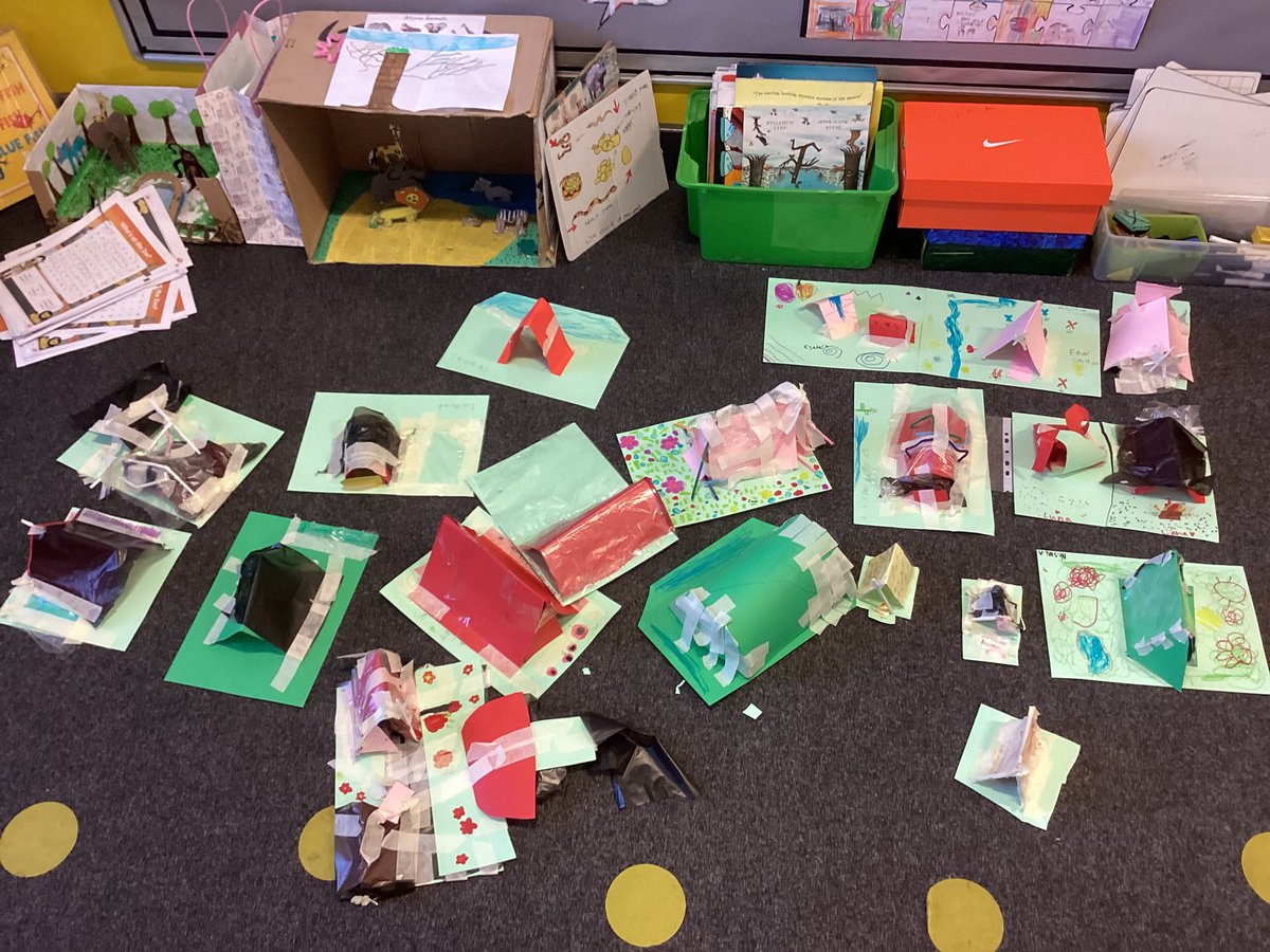 MNA_Year2's tweet photo. This week we have been thinking about the best properties for a tent. Some of these properties include: strength, water resistant, flexibility and privacy. We then made model tents and tested them against the properties. @morley_newlands #mnascience https://t.co/WddzSGpKzL